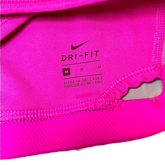Nike criss-cross mesh back bra: fuchsia pink - Picture 4 of 4